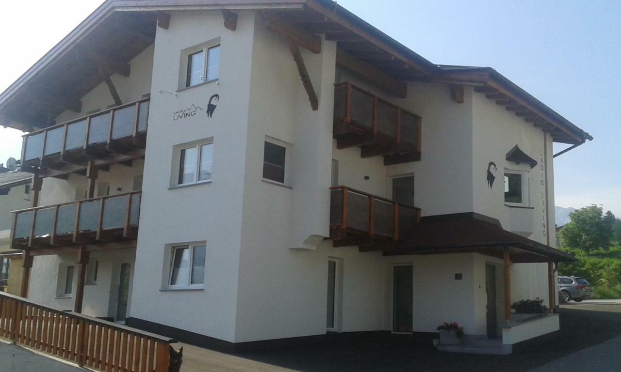 Apartament Ladis Living Zewnętrze zdjęcie